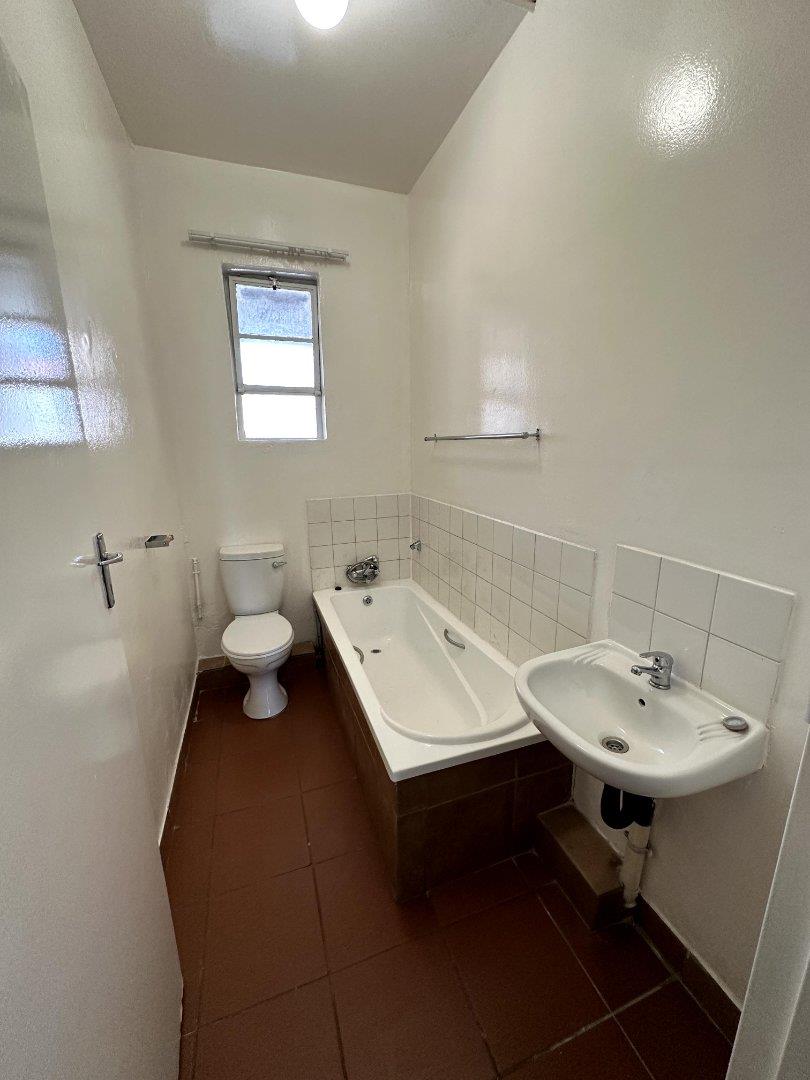 To Let 2 Bedroom Property for Rent in Johannesburg Central Gauteng