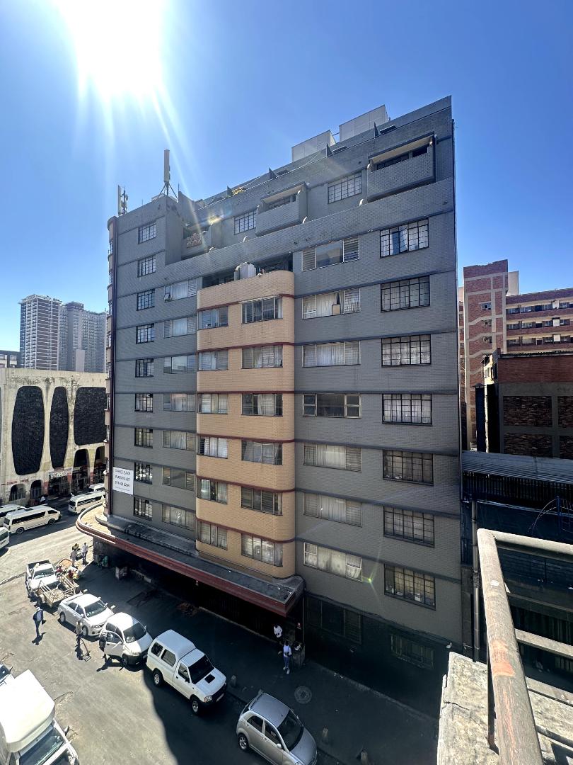 To Let 2 Bedroom Property for Rent in Johannesburg Central Gauteng