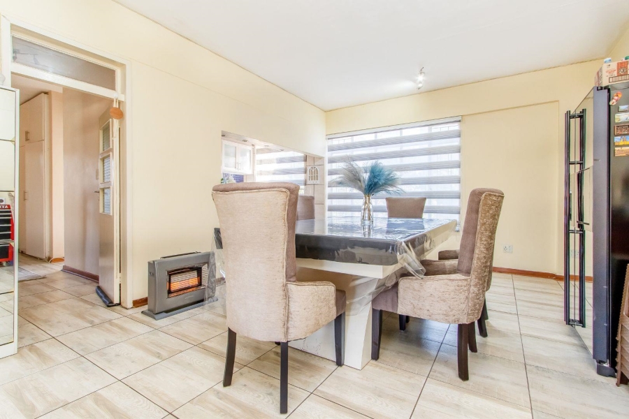 2 Bedroom Property for Sale in Killarney Gauteng