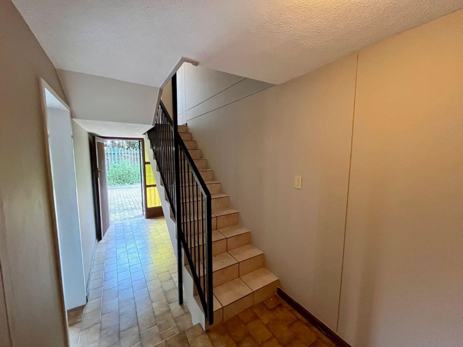 3 Bedroom Property for Sale in La Montagne Gauteng