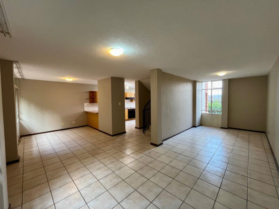 3 Bedroom Property for Sale in La Montagne Gauteng