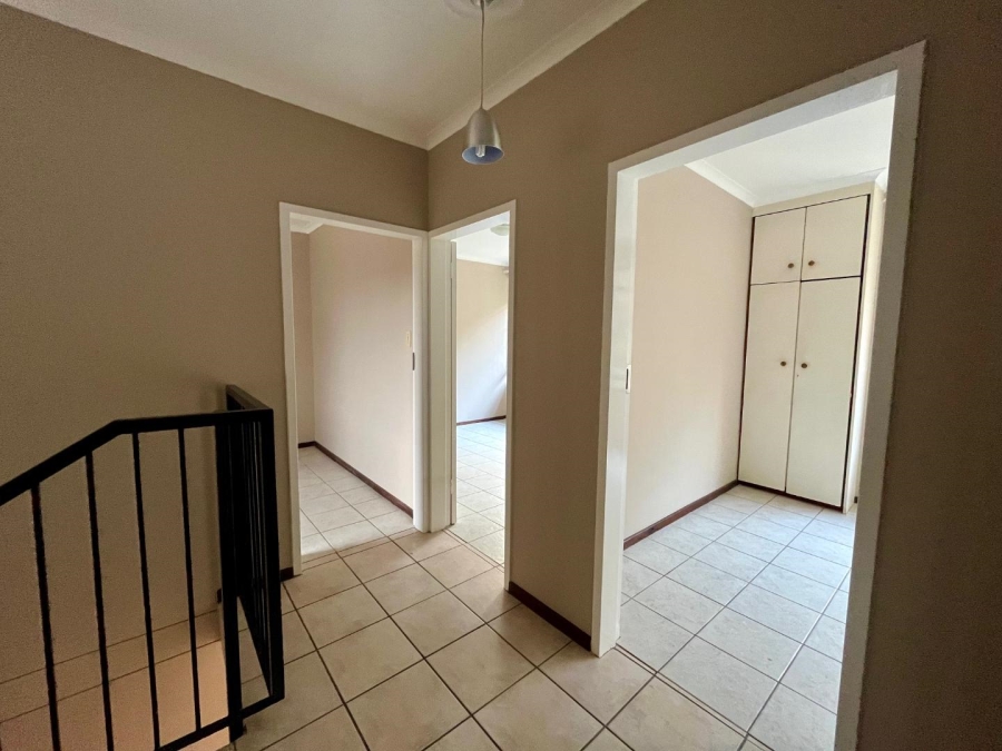 3 Bedroom Property for Sale in La Montagne Gauteng