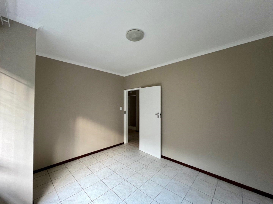 3 Bedroom Property for Sale in La Montagne Gauteng