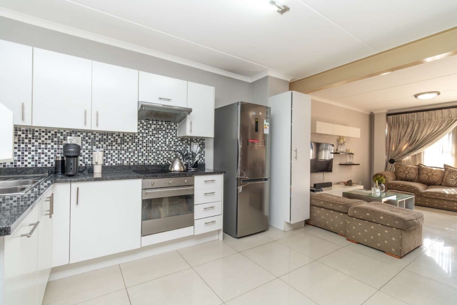 3 Bedroom Property for Sale in Randburg Gauteng