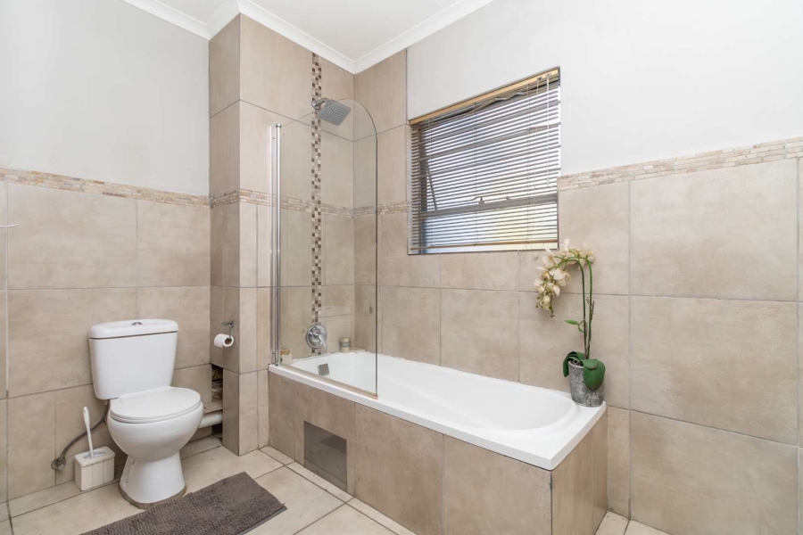 3 Bedroom Property for Sale in Randburg Gauteng