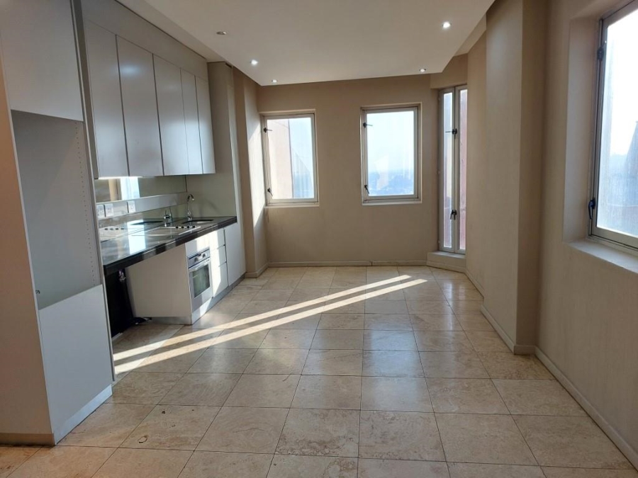 To Let 1 Bedroom Property for Rent in Johannesburg Central Gauteng