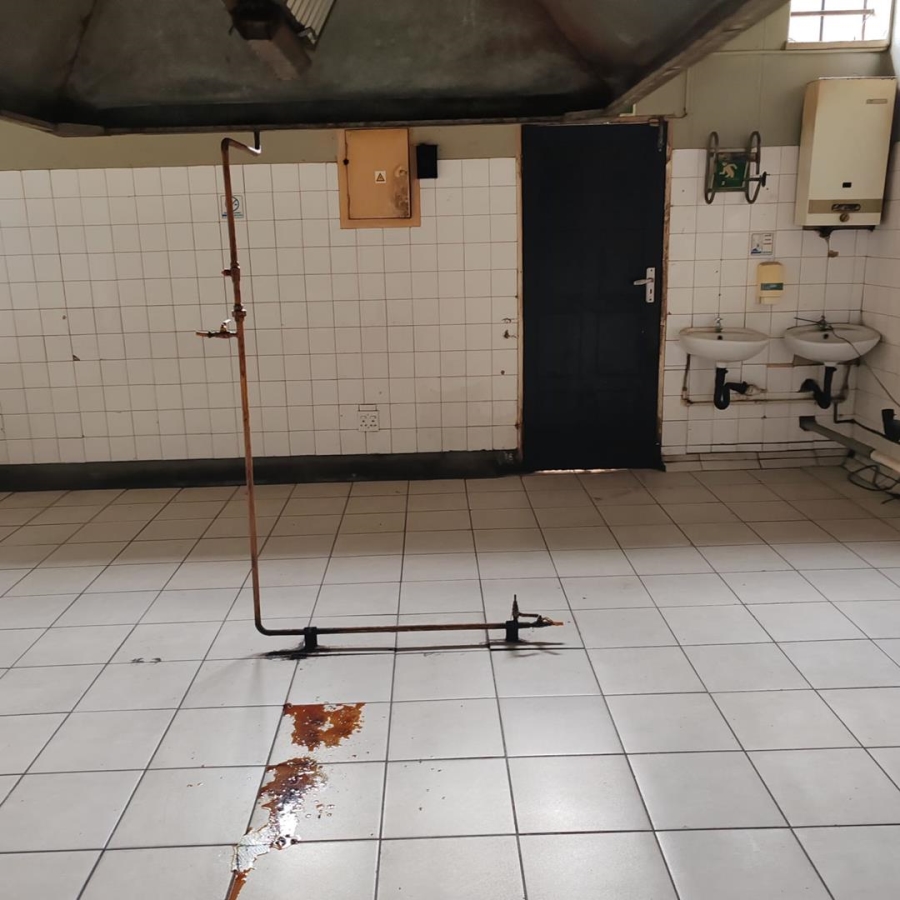 To Let commercial Property for Rent in Blairgowrie Gauteng