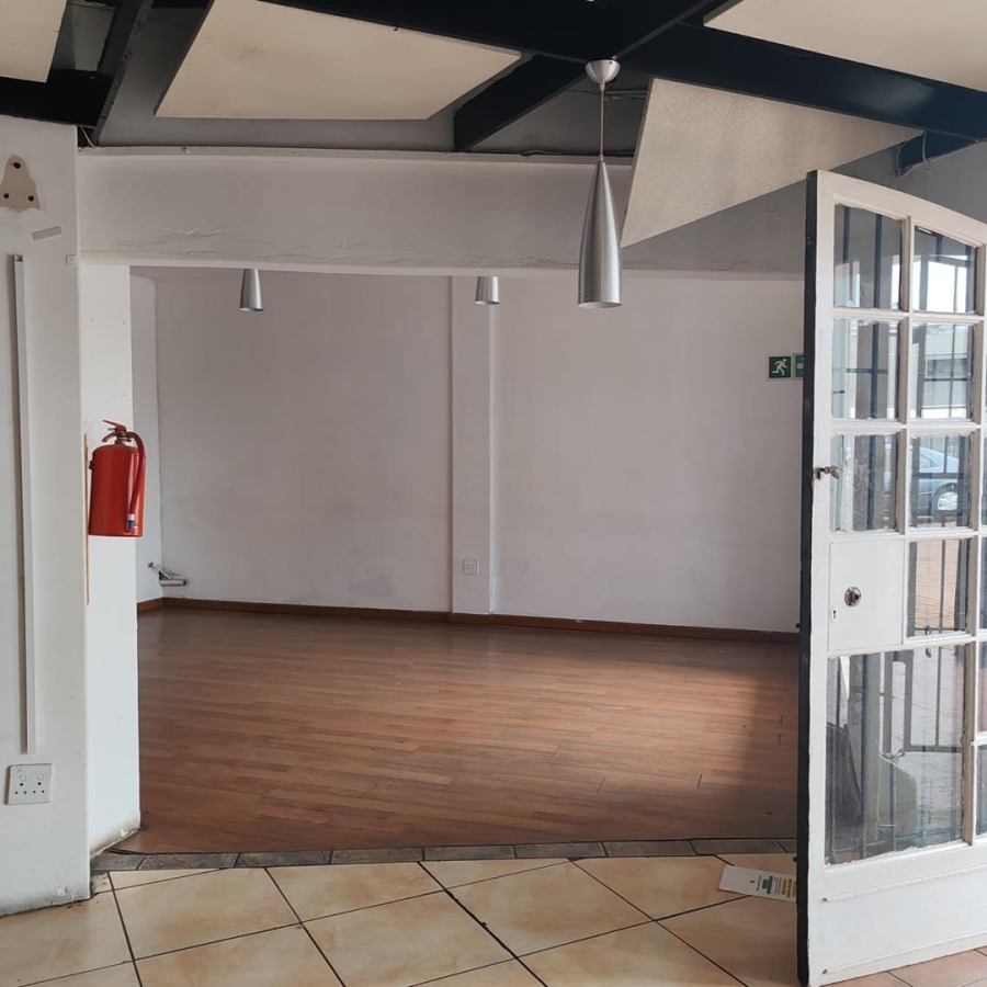 To Let commercial Property for Rent in Blairgowrie Gauteng