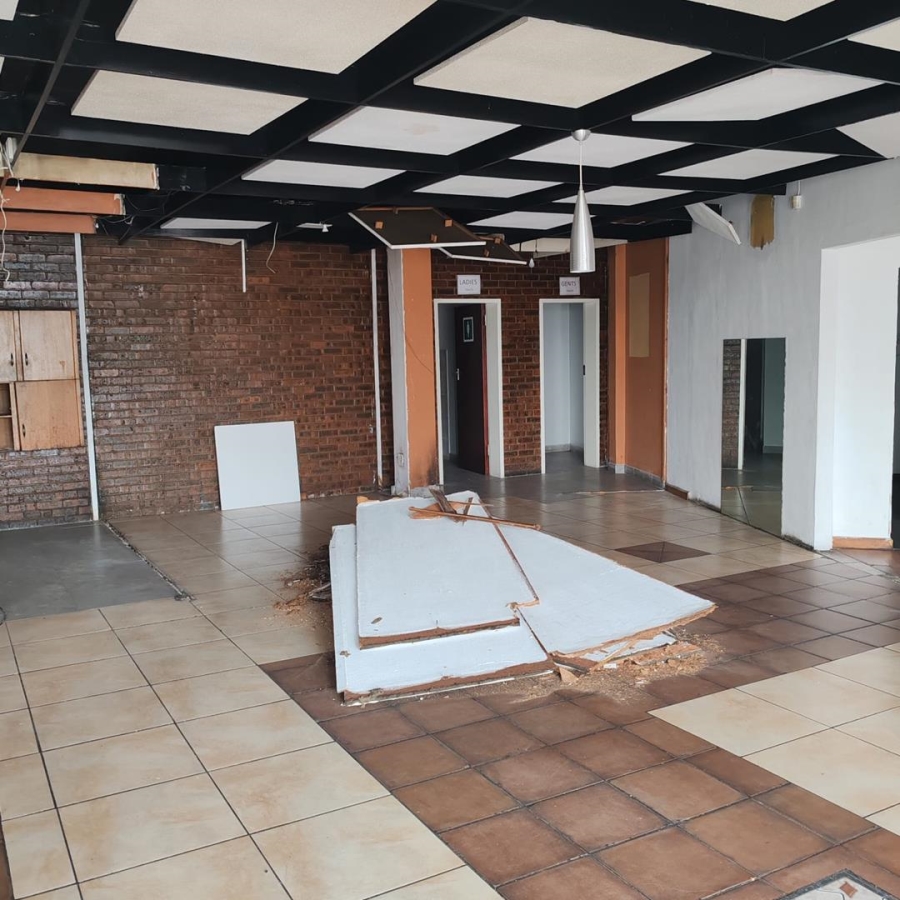 To Let commercial Property for Rent in Blairgowrie Gauteng