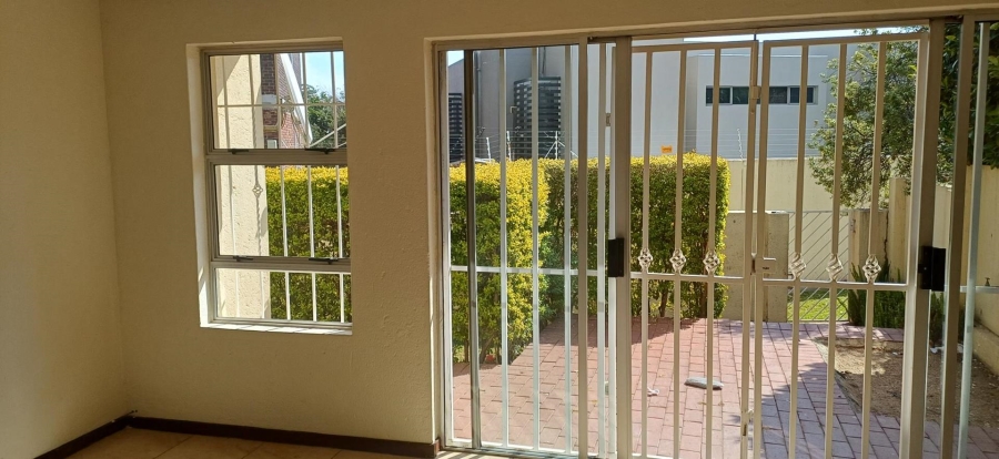 To Let 2 Bedroom Property for Rent in Morningside Gauteng