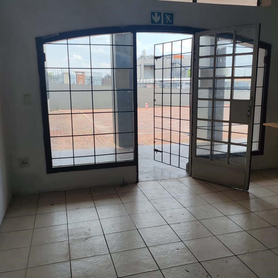 To Let commercial Property for Rent in Blairgowrie Gauteng