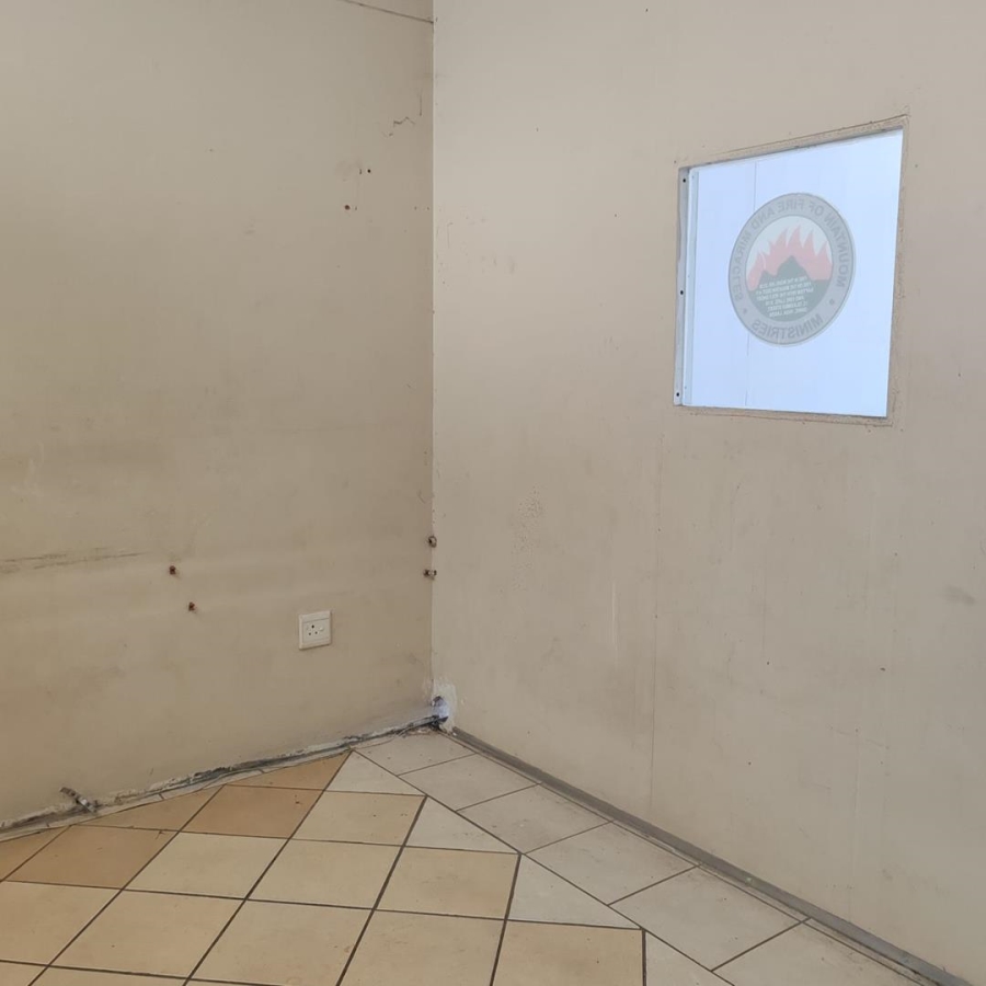 To Let commercial Property for Rent in Blairgowrie Gauteng