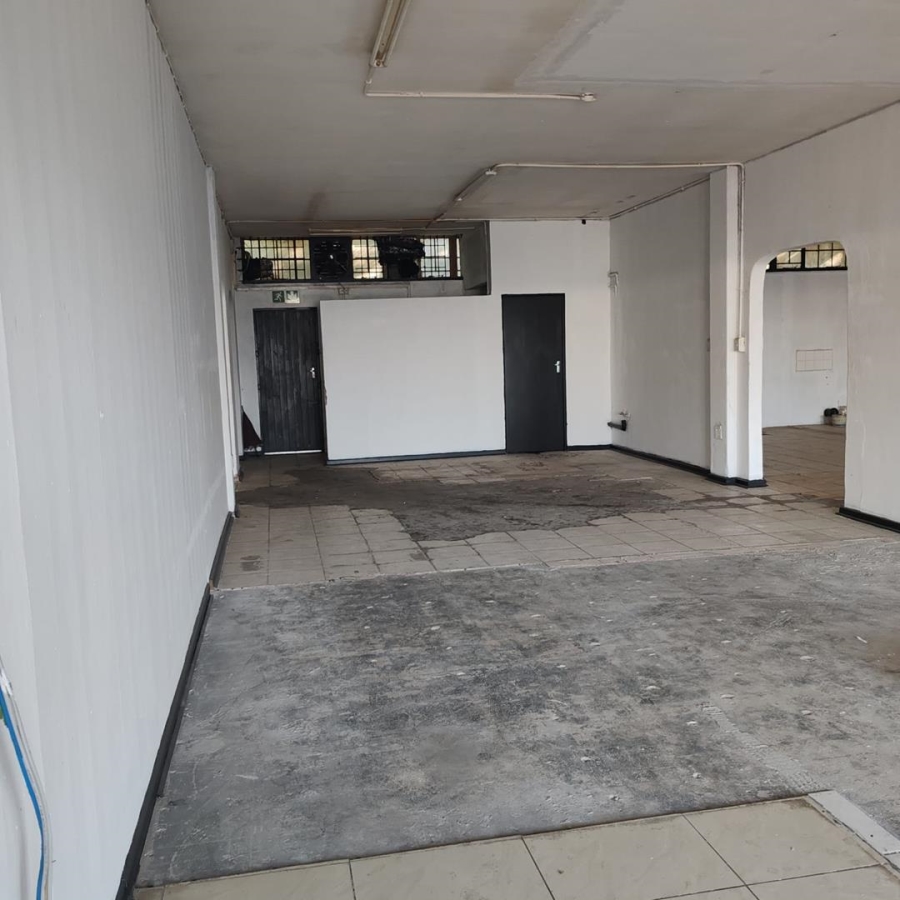 To Let commercial Property for Rent in Blairgowrie Gauteng
