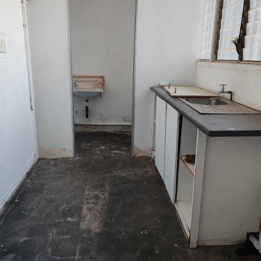 To Let commercial Property for Rent in Blairgowrie Gauteng