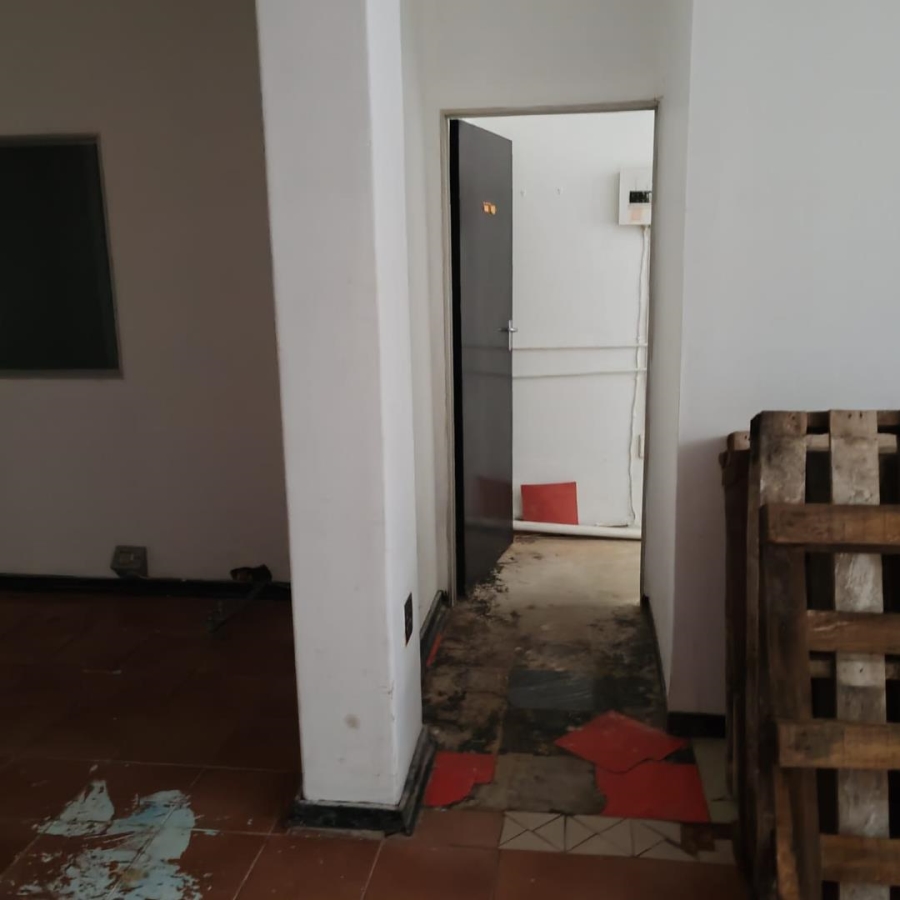 To Let commercial Property for Rent in Blairgowrie Gauteng