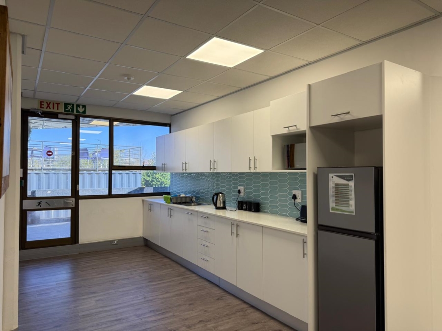 To Let commercial Property for Rent in Gallo Manor Gauteng