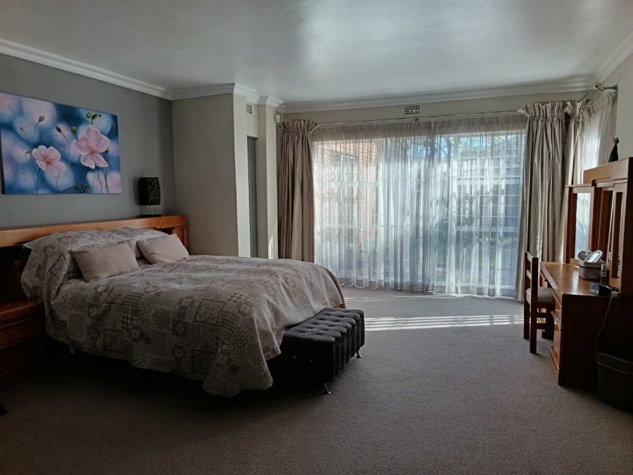 3 Bedroom Property for Sale in Brackenhurst Gauteng
