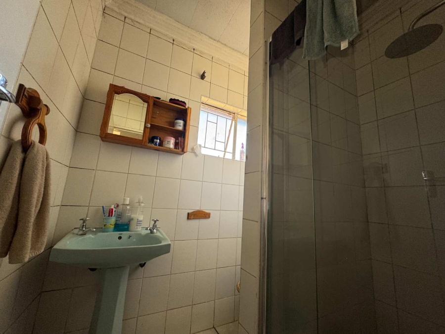 3 Bedroom Property for Sale in Brackendowns Gauteng