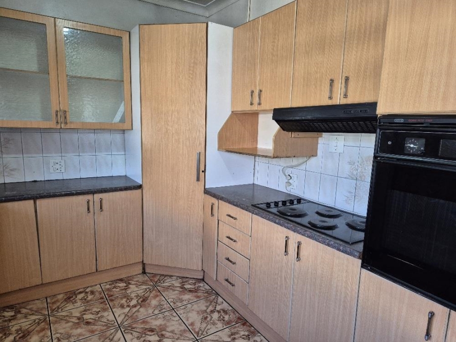 3 Bedroom Property for Sale in Reigerpark Gauteng