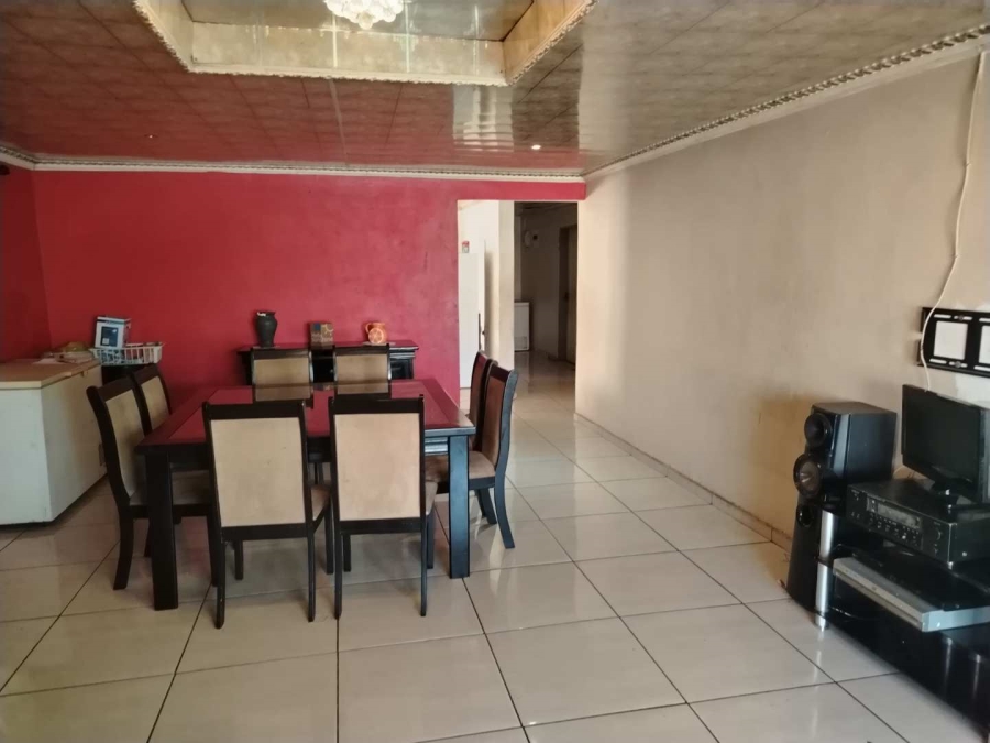 3 Bedroom Property for Sale in Tsakane Gauteng