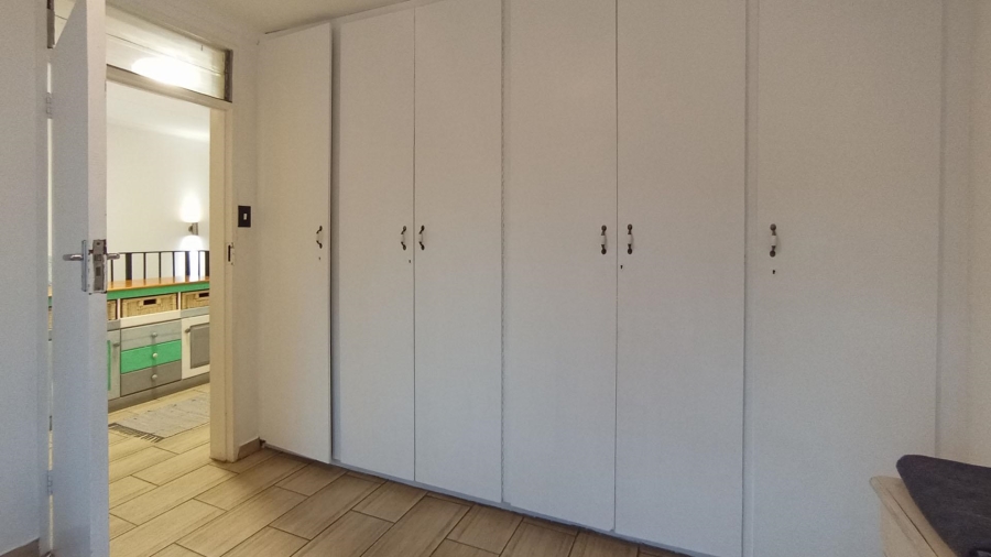 3 Bedroom Property for Sale in Hennopspark Gauteng