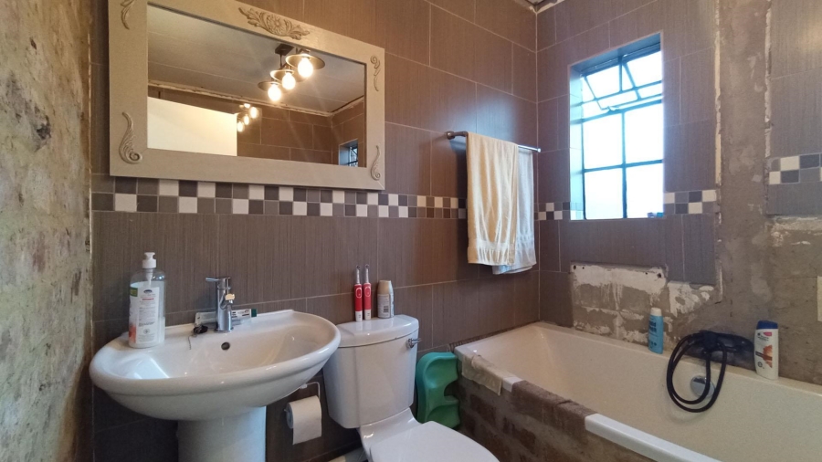3 Bedroom Property for Sale in Hennopspark Gauteng