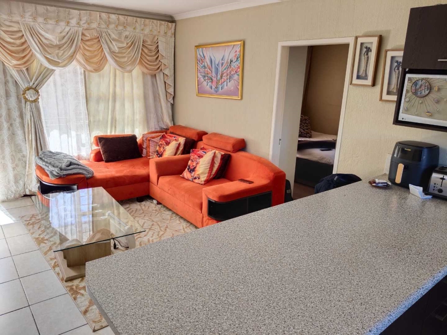 2 Bedroom Property for Sale in Honeypark Gauteng