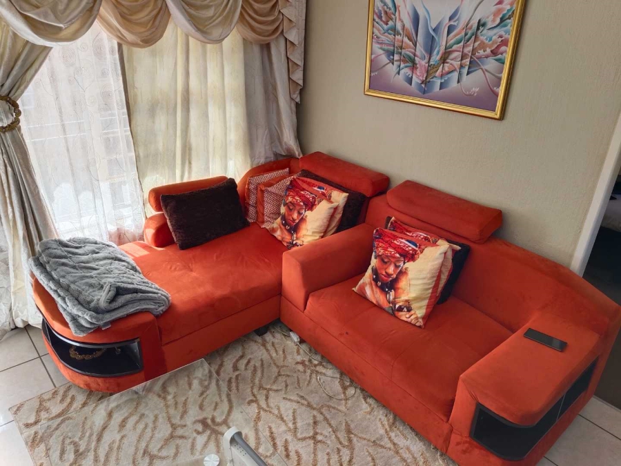 2 Bedroom Property for Sale in Honeypark Gauteng