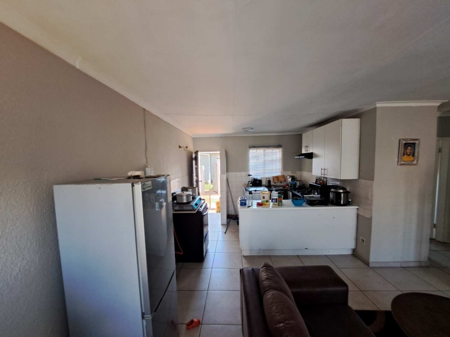 2 Bedroom Property for Sale in Birch Acres Gauteng