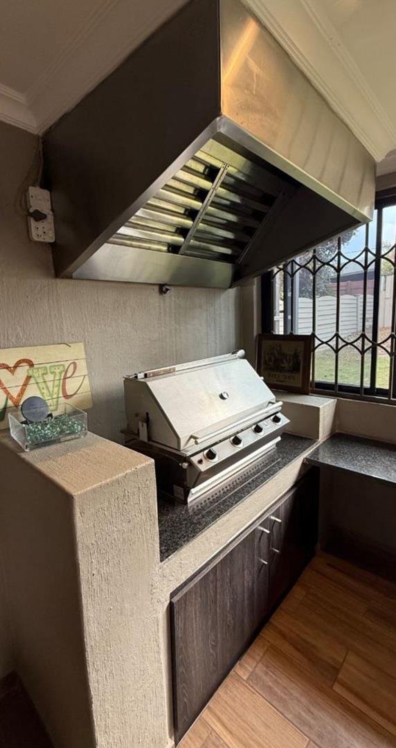 3 Bedroom Property for Sale in Van Riebeeck Park Gauteng