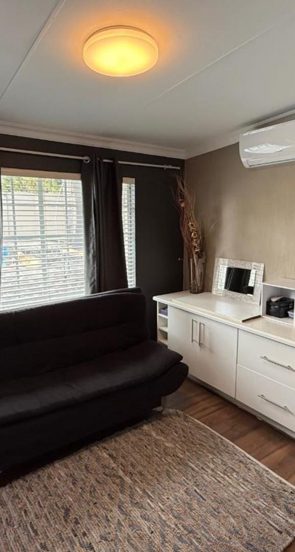 3 Bedroom Property for Sale in Van Riebeeck Park Gauteng