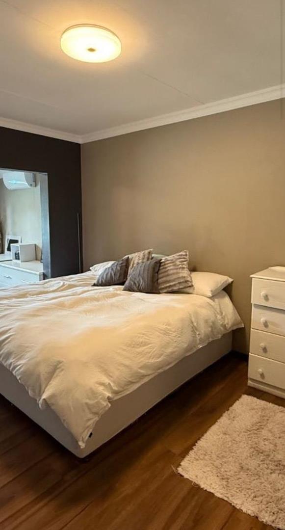 3 Bedroom Property for Sale in Van Riebeeck Park Gauteng