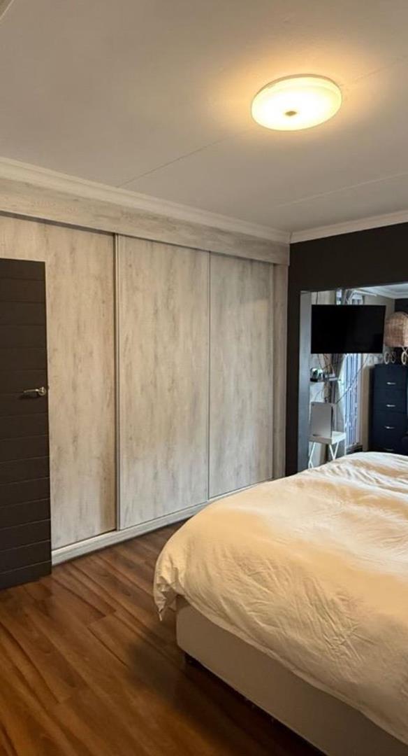 3 Bedroom Property for Sale in Van Riebeeck Park Gauteng