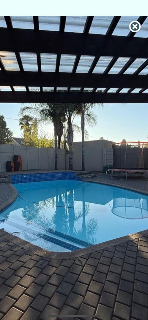 3 Bedroom Property for Sale in Van Riebeeck Park Gauteng