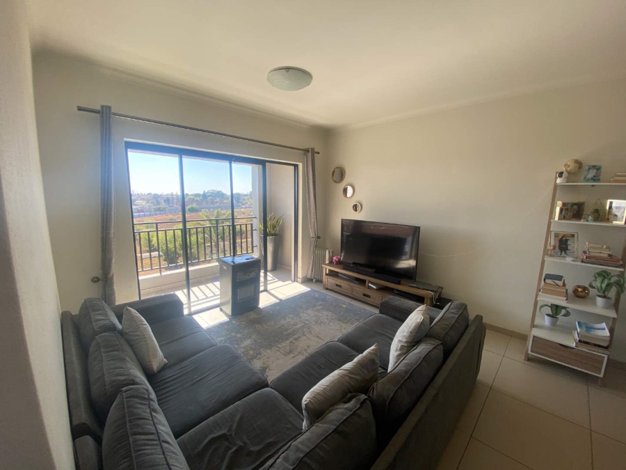 2 Bedroom Property for Sale in Erand Gardens Gauteng