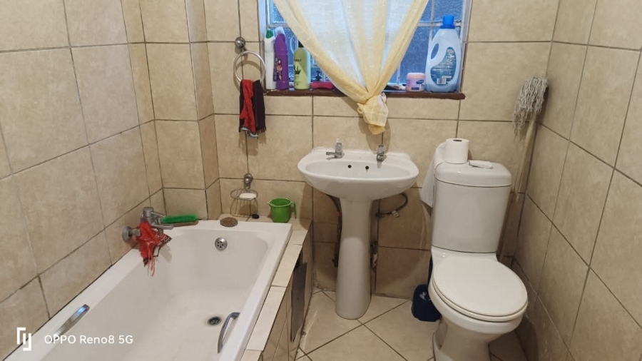 2 Bedroom Property for Sale in Rosettenville Ext 1 Gauteng