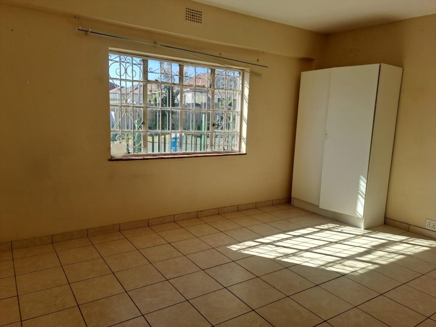 2 Bedroom Property for Sale in Rosettenville Ext 1 Gauteng