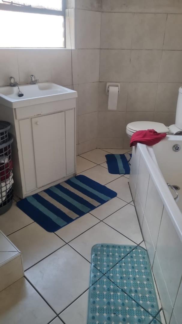 2 Bedroom Property for Sale in Liefde en Vrede Gauteng