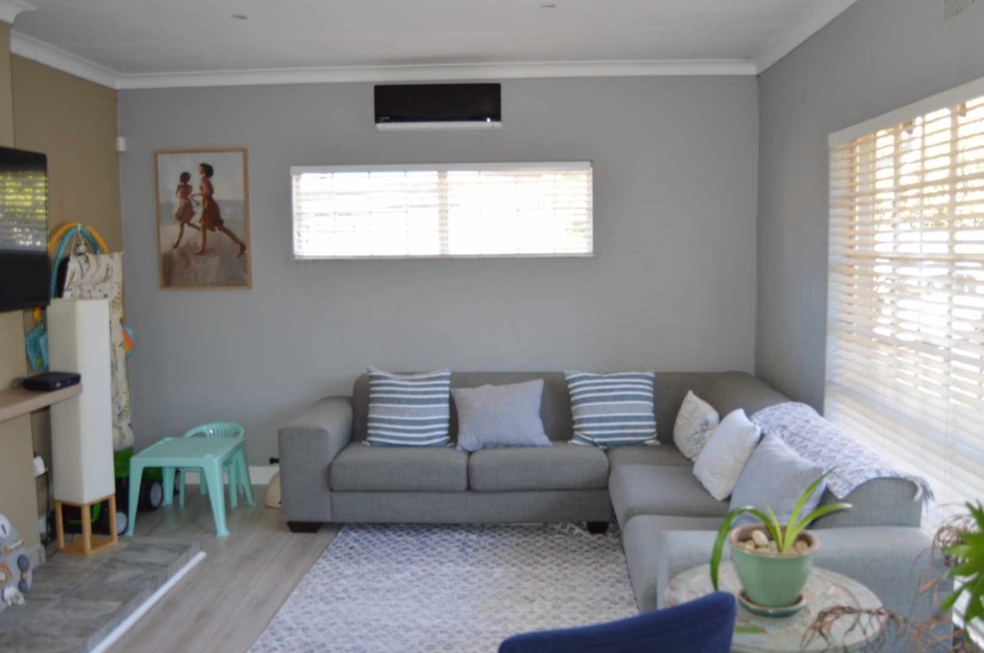 3 Bedroom Property for Sale in Brackenhurst Gauteng