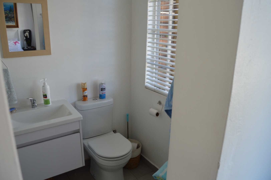 3 Bedroom Property for Sale in Brackenhurst Gauteng