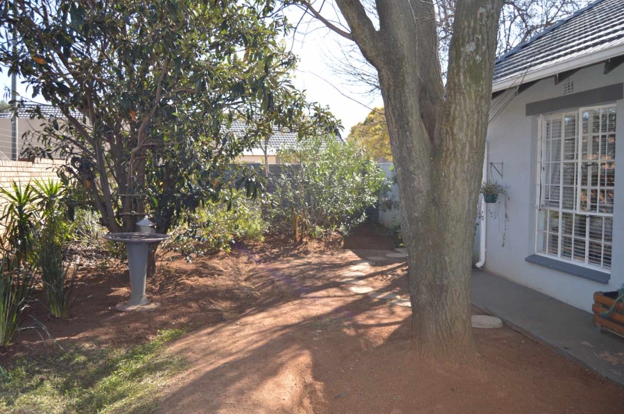 3 Bedroom Property for Sale in Brackenhurst Gauteng