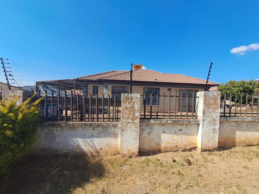 To Let 3 Bedroom Property for Rent in Olievenhoutbosch Gauteng