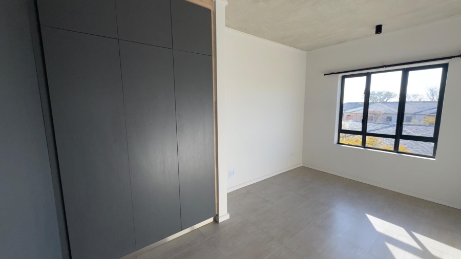 To Let 2 Bedroom Property for Rent in Waterkloof Gauteng