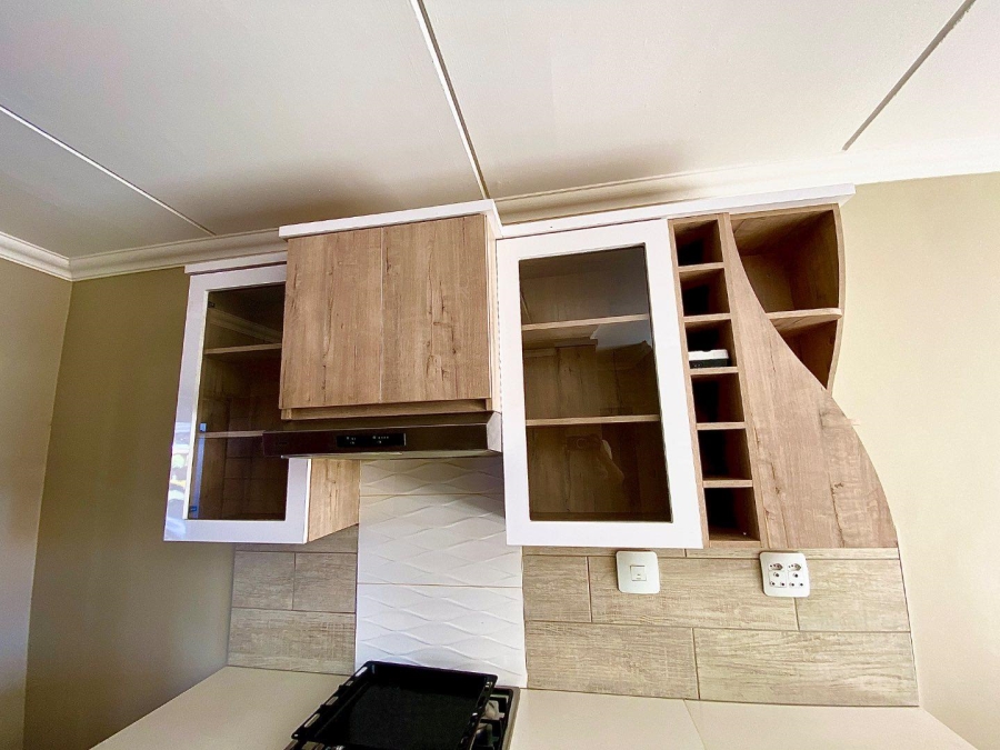 2 Bedroom Property for Sale in Montana Gauteng