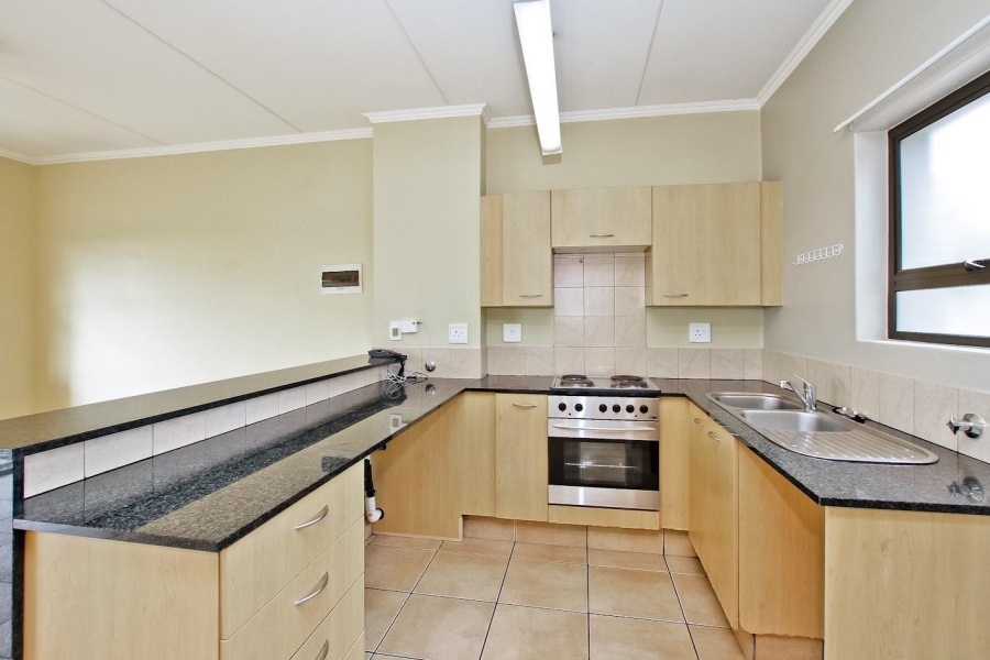 2 Bedroom Property for Sale in Sunninghill Gauteng