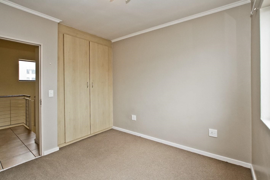2 Bedroom Property for Sale in Sunninghill Gauteng
