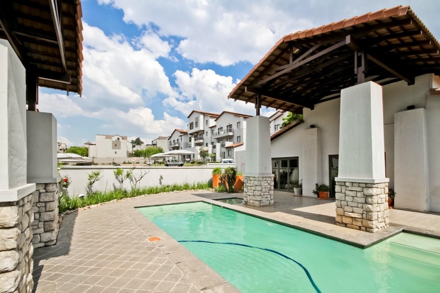 2 Bedroom Property for Sale in Sunninghill Gauteng