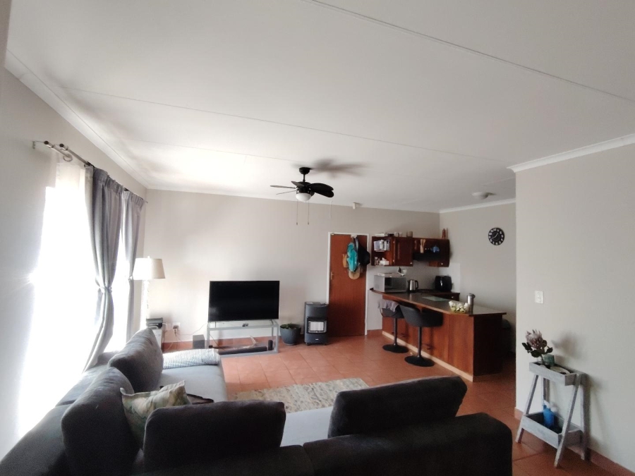 2 Bedroom Property for Sale in Highveld Gauteng