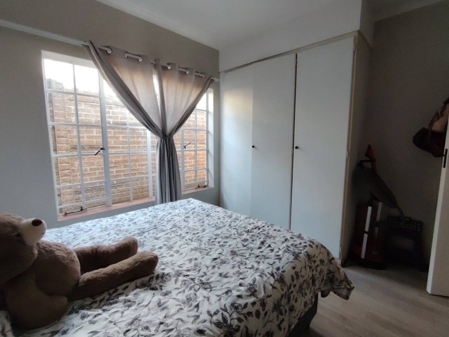 2 Bedroom Property for Sale in Highveld Gauteng