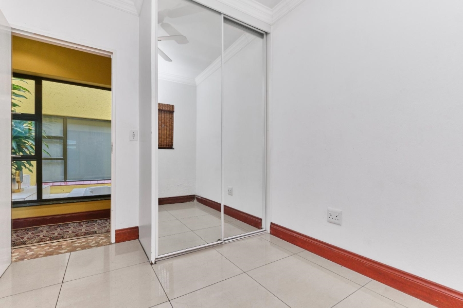 4 Bedroom Property for Sale in Little Falls Gauteng